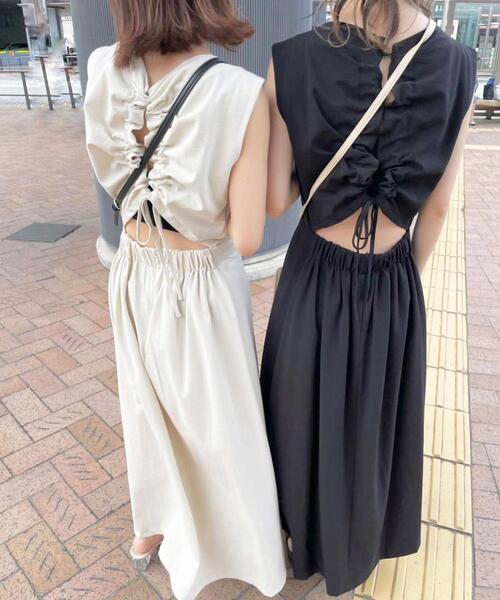 INGNI（イング）の「リネンライクBACKオープンノースリ／ワンピース（ワンピース・レディース・ブラック/オレンジ/ライトベージュ・M）」の6枚目の写真