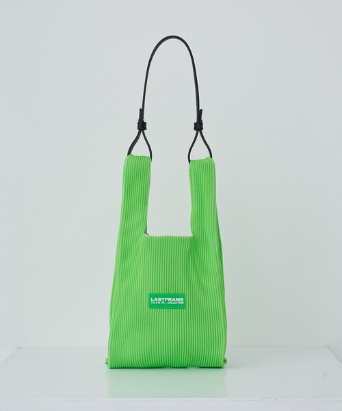 LASTFRAME（ラストフレーム）の「【LASTFRAME(ラストフレーム)】ツートーンマーケットバッグ スモール（ハンドバッグ・レディース・ブラック/オレンジ/グリーン/アイボリー・FREE）」の4枚目の写真