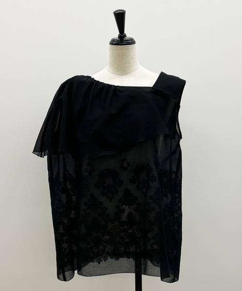 Luftrobe（ルフトローブ）の「《Luftrobe》刺繍レースアシメブラウス（シャツ/ブラウス・レディース・ブラック/オフホワイト・9号）」の4枚目の写真