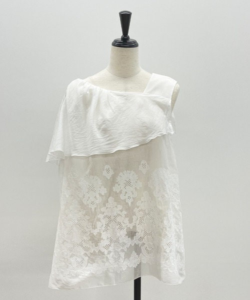 Luftrobe（ルフトローブ）の「《Luftrobe》刺繍レースアシメブラウス（シャツ/ブラウス・レディース・ブラック/オフホワイト・9号）」の6枚目の写真