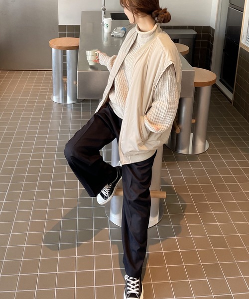 Java（ジャバ）の「《JaVa ジャバコラボ》毎日着たい！バックギャザー中綿ミリタリーベスト（ダウンベスト・レディース・ブラック/カーキ/モカ/ベージュ系その他・MEDIUM/LARGE/X-LARGE）」の6枚目の写真