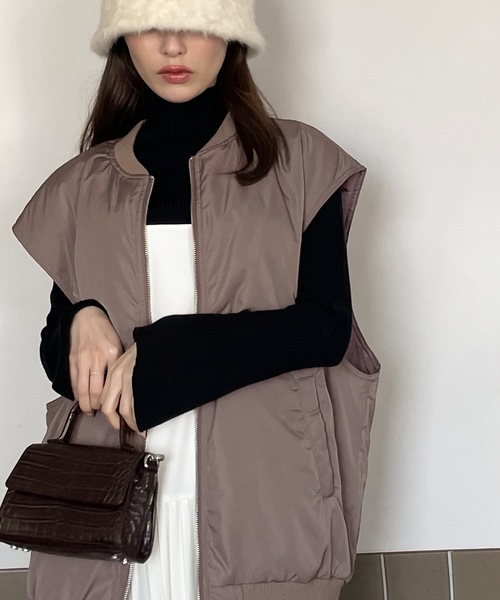 Java（ジャバ）の「《JaVa ジャバコラボ》毎日着たい！バックギャザー中綿ミリタリーベスト（ダウンベスト・レディース・ブラック/カーキ/モカ/ベージュ系その他・MEDIUM/LARGE/X-LARGE）」の12枚目の写真