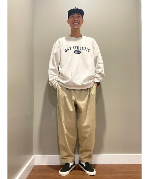 GAP（ギャップ）の「ヴィンテージ ソフトGAPロゴ アスレチックグラフィック スウェット（スウェット・メンズ・ネイビー/イエロー/ホワイト系その他/ブラウン系その他・S/M/L/XL/XS）」の15枚目の写真