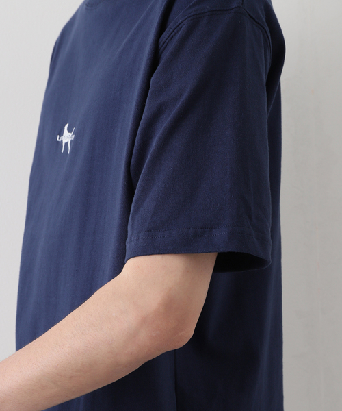 417 EDIFICE(フォーワンセブンエディフィス)の「【Labrador Retriever / ラブラドールリトリーバー】MINI LOGO EMBROIDERY Tシャツ(Tシャツ/カットソー・メンズ・ホワイト/ネイビー/グレー/グリーン・MEDIUM/LARGE)」の12枚目の写真