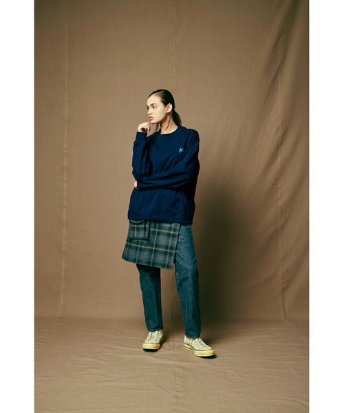 WHIZLIMITED（ウィズリミテッド）の「WHIZ SWEAT（スウェット・メンズ・ホワイト/ブラック/ネイビー・MEDIUM/LARGE/X-LARGE）」の6枚目の写真