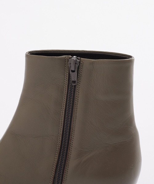 RIVE DROITE（リヴドロワ）の「レディライクな足元を演出する/ポインテッドショートブーツ（ブーツ・レディース・ブラック/グレー系その他・24.5/23.5）」の8枚目の写真