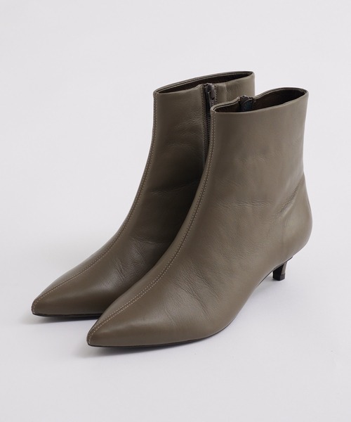 RIVE DROITE（リヴドロワ）の「レディライクな足元を演出する/ポインテッドショートブーツ（ブーツ・レディース・ブラック/グレー系その他・24.5/23.5）」の5枚目の写真