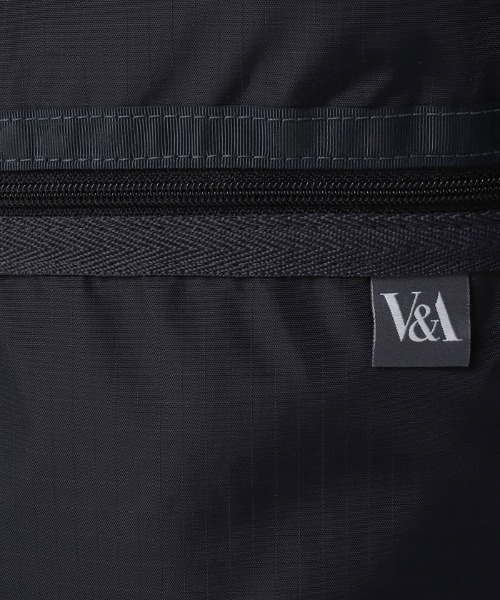 LeSportsac（レスポートサック）の「LG BUCKET SHOULDER BAG ミッドナイトピンパーネル（ショルダーバッグ）」 WEAR