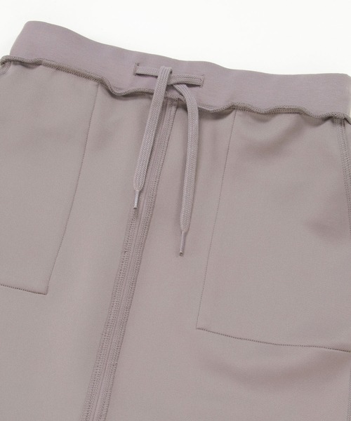 ikka(イッカ)の「ダンボールニットタイトスカート(スカート・レディース・モカ/ベージュ/ブラック・L/M)」の19枚目の写真