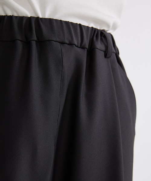 UNITED TOKYO（ユナイテッドトウキョウ）の「MonoMax Steteco Slacks（スラックス・メンズ・ダークグレー/グレイッシュベージュ・1/2/3）」の19枚目の写真