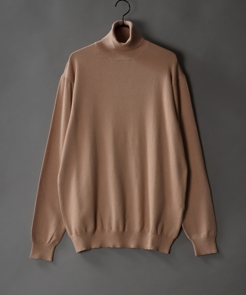SITRY（シトリー）の「middle gauge turtleneck sweater/ミドルゲージ タートルネック セーター（ニット/セーター・メンズ・グレイッシュベージュ/グリーン/ライトグレー/ブラウン/ブラック/オフホワイト/ブルーグリーン/チャコールグレー・L/M）」の6枚目の写真