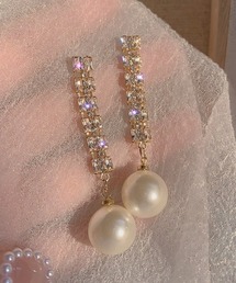 クリスタルビジューピアス
