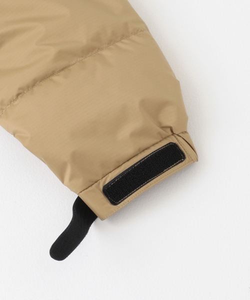 NANGA（ナンガ）の「『別注』NANGA×DOORS　AURORA（ダウンジャケット/コート・レディース・ブラック/ライトブルー/ベージュ・MEDIUM）」の16枚目の写真