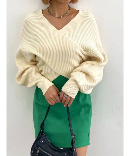 EMODA（エモダ）の「ワイドクロスニット（ニット/セーター・レディース・ピンク/ブラック/アイボリー・FREE）」の7枚目の写真