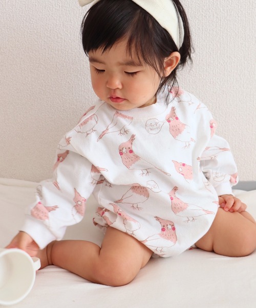 MAKE YOUR DAY（メイクユアデイ）の「インコ総柄ロンパース（ロンパース・キッズ・ベージュ/ライトグレー/オフホワイト・70/80）」の4枚目の写真