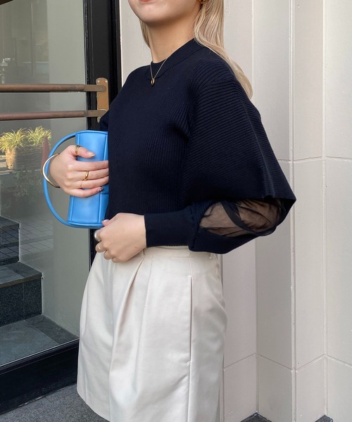 CAPRICIEUX LE'MAGE（カプリシューレマージュ）の「袖スリットシアーレイヤードプルオーバー（ニット/セーター・レディース・グレイッシュベージュ/アイボリー/ブラック・FREE）」の19枚目の写真