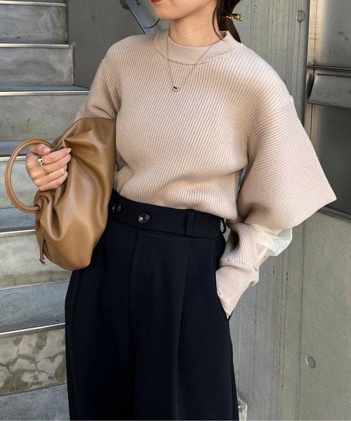 CAPRICIEUX LE'MAGE（カプリシューレマージュ）の「袖スリットシアーレイヤードプルオーバー（ニット/セーター・レディース・グレイッシュベージュ/アイボリー/ブラック・FREE）」の12枚目の写真