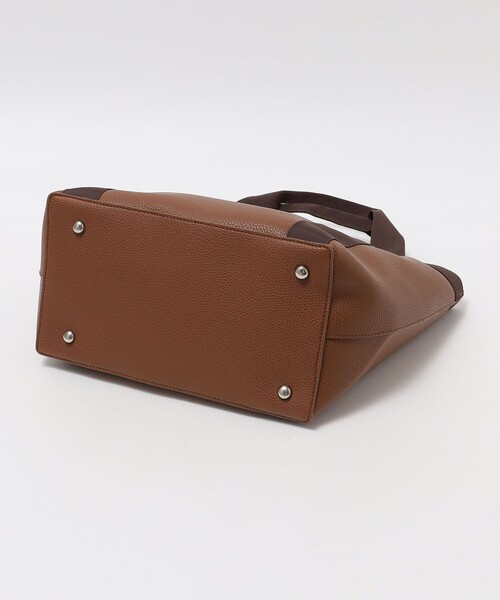 SHIPS（シップス）の「*SHIPS: Synthetic Leather トート バッグ ミッドサイズ（エコバッグ/サブバッグ・メンズ・ブラック/オリーブ/ブラウン/ネイビー・ONE SIZE）」の16枚目の写真