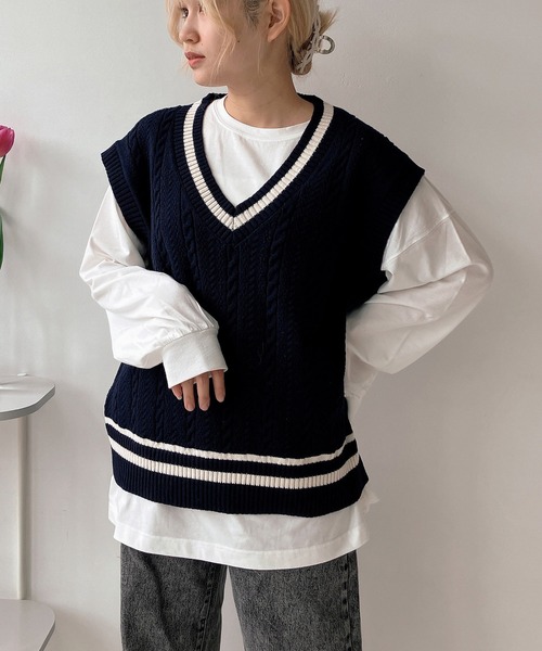 AS KNOW AS plus（アズノゥアズプラス）の「○ケーブルチルデンベスト（ベスト・レディース・アイボリー/ブルー/グリーン/スミクロ/ネイビー系/ホワイト系/グリーン系/ベージュ系1/アイボリー系1/ネイビー系1/アイボリー系2/ネイビー系2/グリーン系2/ホワイト系3/ネイビー系3/グリーン系3・FREE）」の14枚目の写真