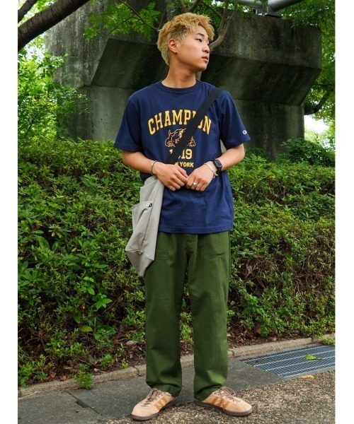 PLUS ONE(プラスワン)の「【PLUS ONE】PLワンルームショルダーバッグ(ショルダーバッグ・メンズ・ブラック/ライトベージュ・ONE SIZE)」の17枚目の写真