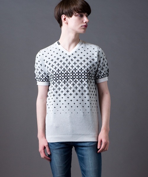 Buffalo Bobs（バッファローボブズ）の「SHIPPO(シッポウ)モノグラム Vネック 半袖ニット（ニット/セーター・メンズ・ホワイト/ネイビー/ブラック・1-2/2-3）」の10枚目の写真