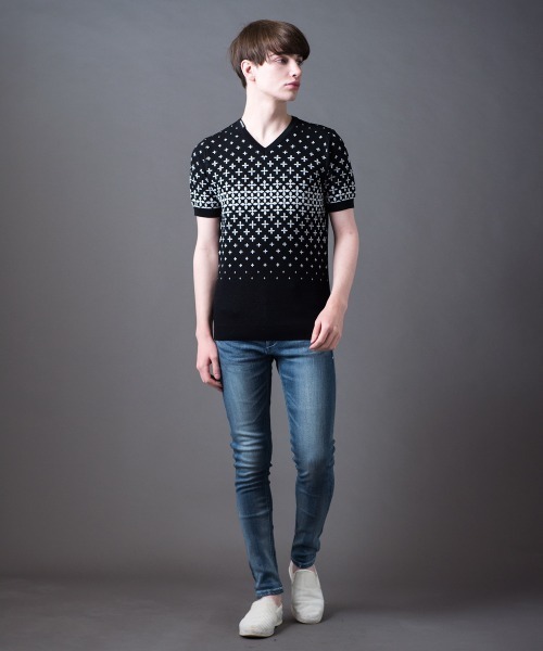 Buffalo Bobs（バッファローボブズ）の「SHIPPO(シッポウ)モノグラム Vネック 半袖ニット（ニット/セーター・メンズ・ホワイト/ネイビー/ブラック・1-2/2-3）」の14枚目の写真