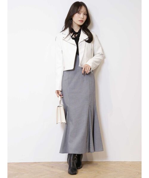 MERCURYDUO(マーキュリーデュオ)の「2WAYリボンカットアウトリブニット(ニット/セーター・レディース・チャコールグレー/オフホワイト/ブラック/ブラウン・FREE)」の8枚目の写真