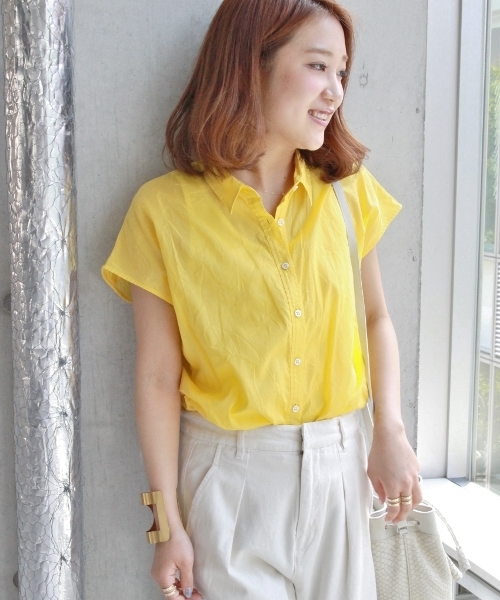 JOURNAL STANDARD(ジャーナルスタンダード)の「80ローンサイドタックシャツ#(シャツ/ブラウス・レディース・ホワイト/ベージュ/ネイビー/ピンク/イエロー・FREE)」の4枚目の写真