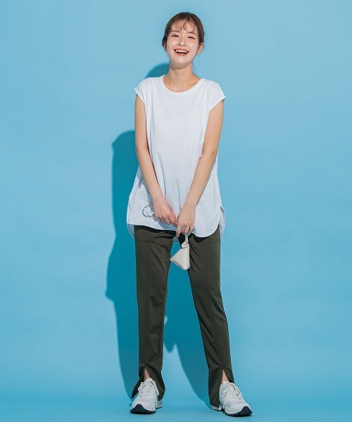 VICKY(ビッキー)の「【これからの夏に大活躍!機能性素材】さらさらフレンチスリーブ《手洗い可能》(Tシャツ/カットソー・レディース・ホワイト/ブラック/カーキ/イエロー/ネイビー/ベージュ・M)」の12枚目の写真
