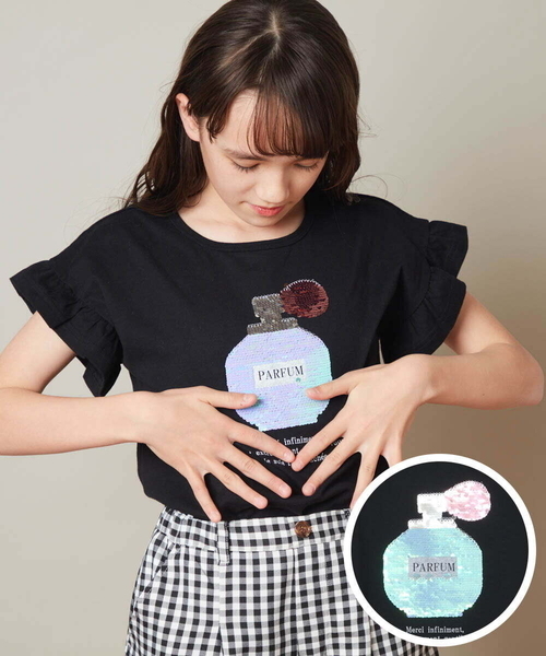 a.v.v（アーヴェヴェ）の「[100-130]フリルスリーブスパンコールＴシャツ（Tシャツ/カットソー・キッズ・ライトピンク/ライトブルー/パープル/ブラック/ホワイト・100/130/110/120）」の2枚目の写真