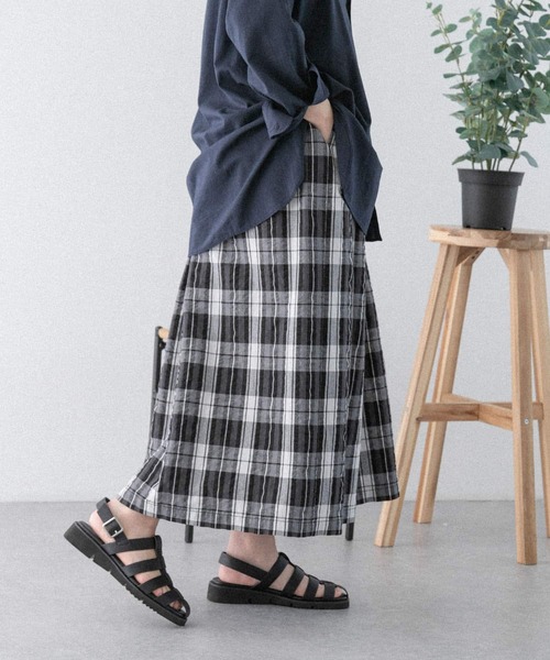 FORK&SPOON（フォークアンドスプーン）の「FORK&SPOON　サッカーチェックスカート（スカート・レディース・ブルー/ブラック・1/2）」の17枚目の写真