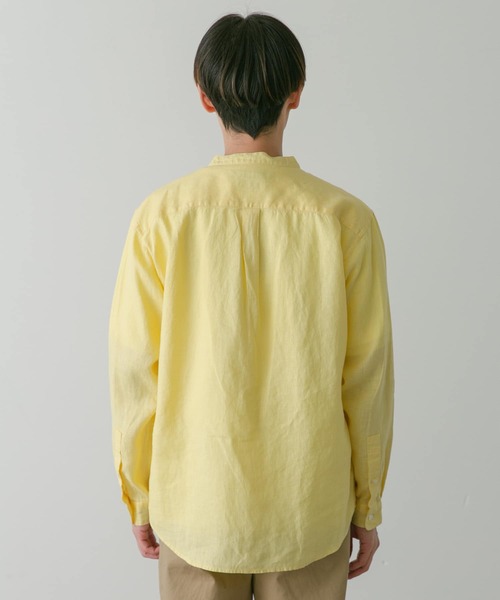URBAN RESEARCH DOORS（アーバンリサーチドアーズ）の「シルケットリネンバンドカラーロングスリーブシャツ（シャツ/ブラウス・メンズ・ブラウン/ホワイト/ブルー/グリーン/イエロー/ホワイト系その他・MEDIUM/LARGE/X-LARGE）」の21枚目の写真