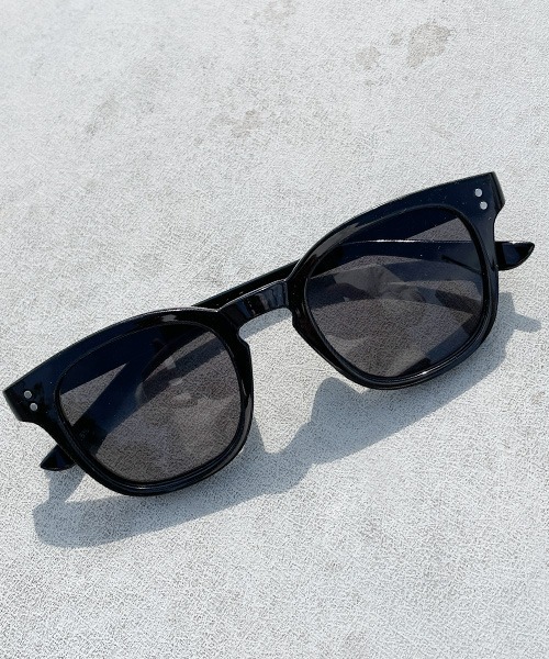 セール】小物で差が付く旬スタイル。UVカット カラーレンズサングラス