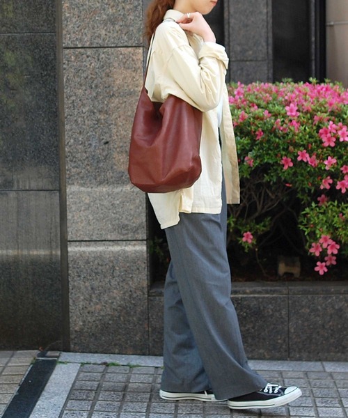 CLEDRAN(クレドラン)の「【本革 ソフト】CL3564 GALE LEATHER HALF SHOULDER ワンショルダー(ショルダーバッグ・レディース・ブラック/ブラウン/グレー・FREE)」の14枚目の写真