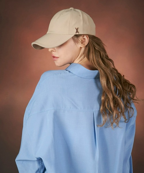 VARZAR(バザール)の「VARZAR(バザール)/Rose gold stud over fit ball cap/ローズゴールド スタッズ オーバーフィット ベースボール キャップ(キャップ・レディース・ブラック/ベージュ・FREE)」の5枚目の写真