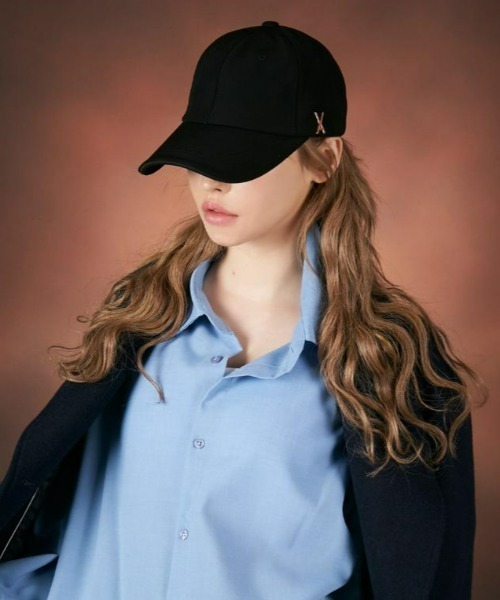 VARZAR(バザール)の「VARZAR(バザール)/Rose gold stud over fit ball cap/ローズゴールド スタッズ オーバーフィット ベースボール キャップ(キャップ・レディース・ブラック/ベージュ・FREE)」の14枚目の写真