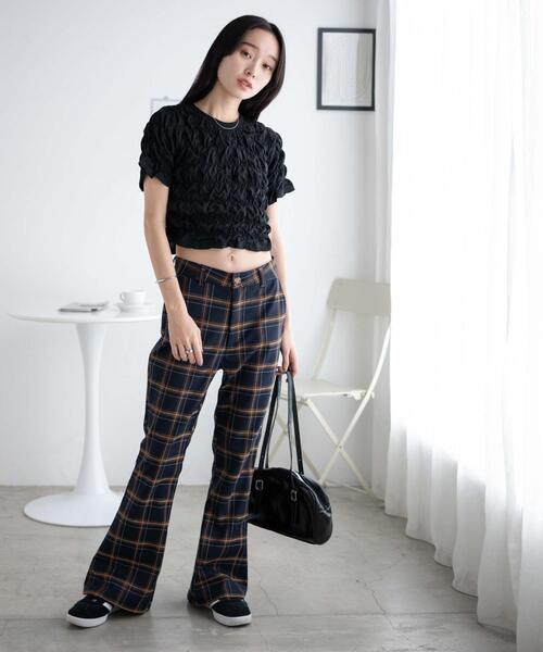 WEGO（ウィゴー）の「WEGO/シャーリングトップス（Tシャツ/カットソー・レディース・ブラック/オフホワイト・FREE）」の4枚目の写真