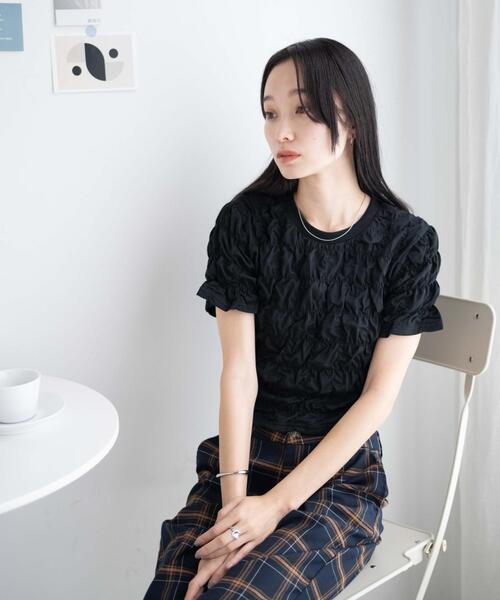 WEGO（ウィゴー）の「WEGO/シャーリングトップス（Tシャツ/カットソー・レディース・ブラック/オフホワイト・FREE）」の9枚目の写真