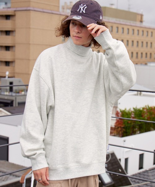 BARK MANHATTAN（バークマンハッタン）の「USAコットン ヘビーウェイト裏起毛 オーバーサイズタートルネックスウェット（スウェット・メンズ・カーキ/モカ/アイボリー/ネイビー/ブラック/アッシュグレー・L/M）」の13枚目の写真