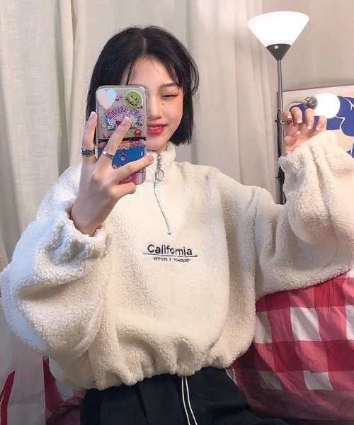 Achic(アシック)の「ロゴハーフジップボアプルオーバー ユニセックス ロゴトップス(その他トップス・レディース・ブラック/アイボリー/ブラウン系その他・M)」の12枚目の写真