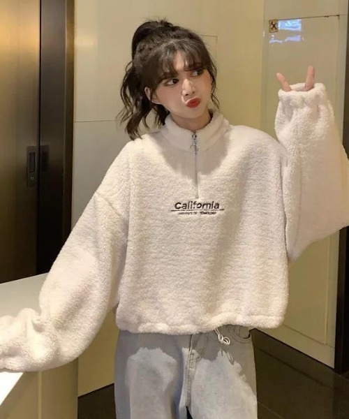 Achic(アシック)の「ロゴハーフジップボアプルオーバー ユニセックス ロゴトップス(その他トップス・レディース・ブラック/アイボリー/ブラウン系その他・M)」の18枚目の写真