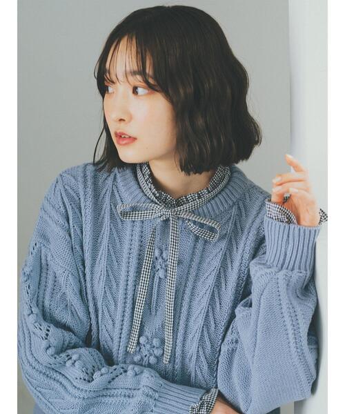 ehka sopo(エヘカソポ)の「花柄ケーブルプルオーバー(ニット/セーター・レディース・サックスブルー/グリーン/キナリ/ブラウン・F)」の8枚目の写真
