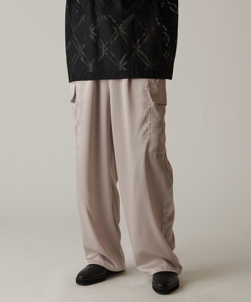 Lui's（ルイス）の「サテンカーゴパンツ（カーゴパンツ・メンズ・ライトグレー/ブラック/チャコールグレー・S/M）」の3枚目の写真