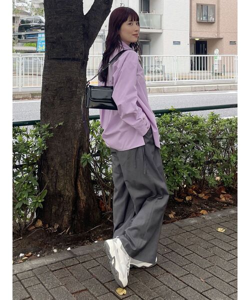 MURUA（ムルーア）の「2WAYベルトバッグ（ショルダーバッグ・レディース・ブラック/ブルー・FREE）」の6枚目の写真