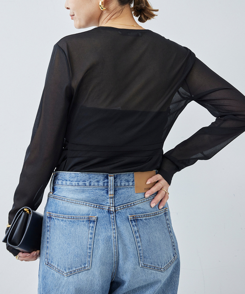 tibi（ティビ）の「【TIBI/ティビ】SHEER GAUZE LONGSLEEVE TOP（シャツ/ブラウス・レディース・ブラック・FREE）」の3枚目の写真