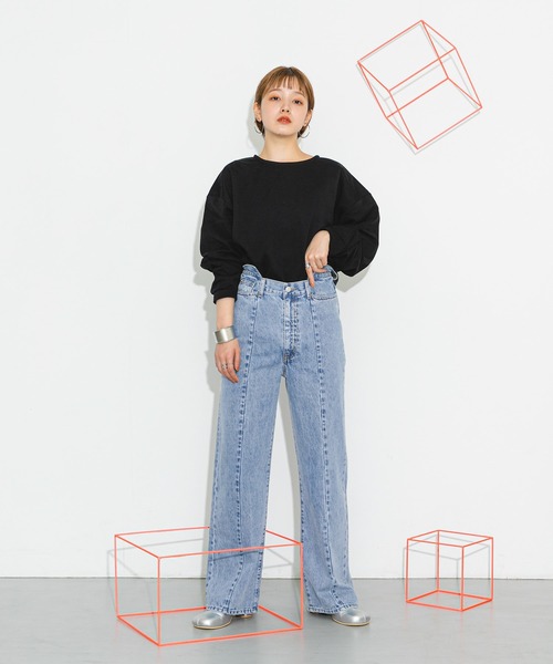 KBF（ケイビーエフ）の「ウエストデザインデニム（デニムパンツ・レディース・ライトブルー/ブルー・36/34/38）」の11枚目の写真