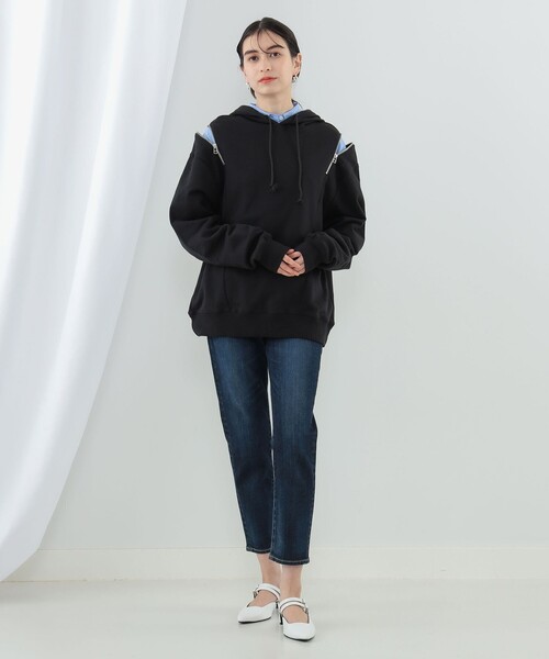 Ray BEAMS(レイビームス)の「Ray BEAMS / ショルダー ジップ フーディー(パーカー・レディース・ブラック/ライトグレー・ONE SIZE)」の8枚目の写真