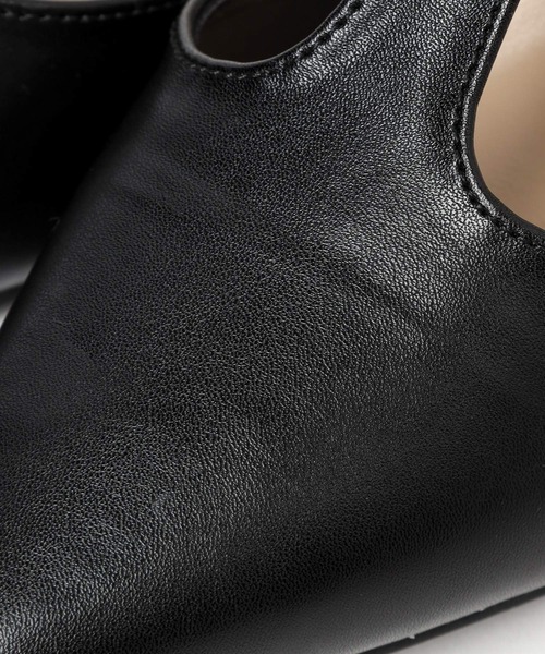 Andemiu（アンデミュウ）の「Tストラップパンプス 994583（パンプス・レディース・ホワイト/ブラック・MEDIUM/LARGE）」の20枚目の写真