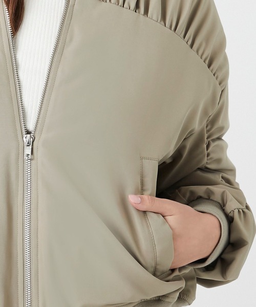 FOREVER 21(フォーエバー トゥエンティーワン)の「シャーリングブルソン(ブルゾン・レディース・ブラック/ベージュ・LARGE/MEDIUM)」の10枚目の写真