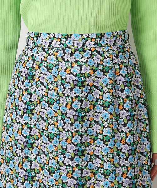 OPAQUE.CLIP(オペークドットクリップ)の「◆フラワープリントナロースカート【洗濯洗い可】(スカート・レディース・ブラック系/ホワイト系3・38/36)」の14枚目の写真